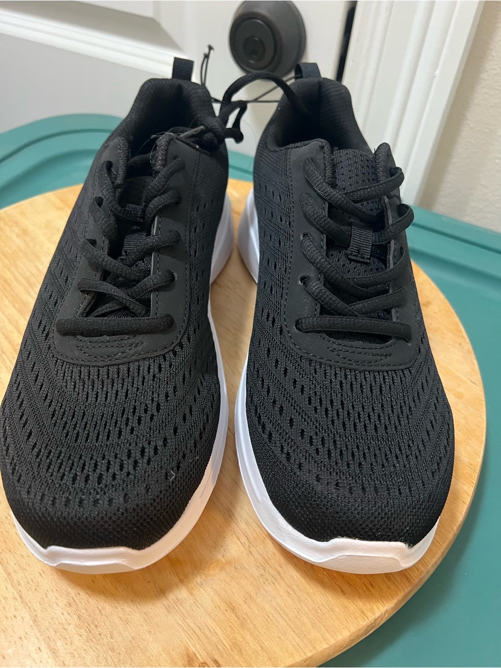 Athletic Works Black Knit Athletic Sneakers with White Sole